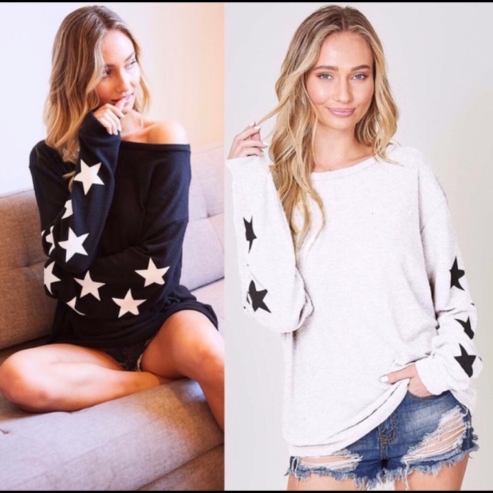 ⭐️⭐️ Last one left!! Long sleeve Star sweaters